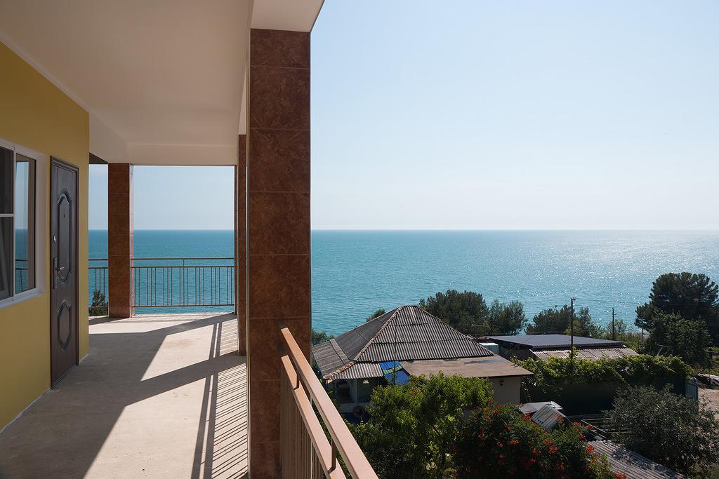 Guest House Arlen Tsandrypsh Esterno foto