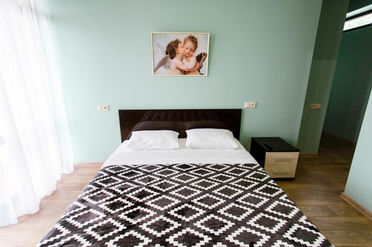 Guest House Arlen Tsandrypsh Esterno foto